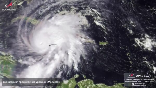 ماهواره های روسیه عبور سهمگین‌ترین طوفان سال را از مدار ثبت کردند - اسپوتنیک افغانستان  