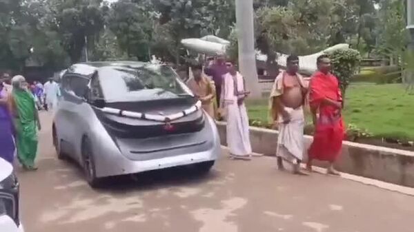 اولین موتر بدون راننده هند در بنگلور رونمایی شد - اسپوتنیک افغانستان  