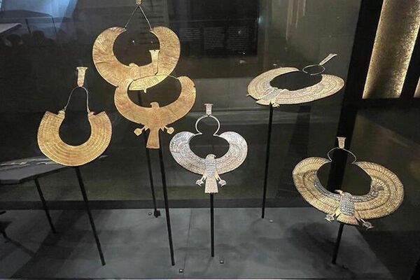 داخل تالار توت عنخ آمون داخل تالار توت عنخ آمون - اسپوتنیک افغانستان