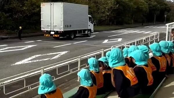 آموزش ایمنی ترافیک به کودکان کودکستانی - اسپوتنیک افغانستان  