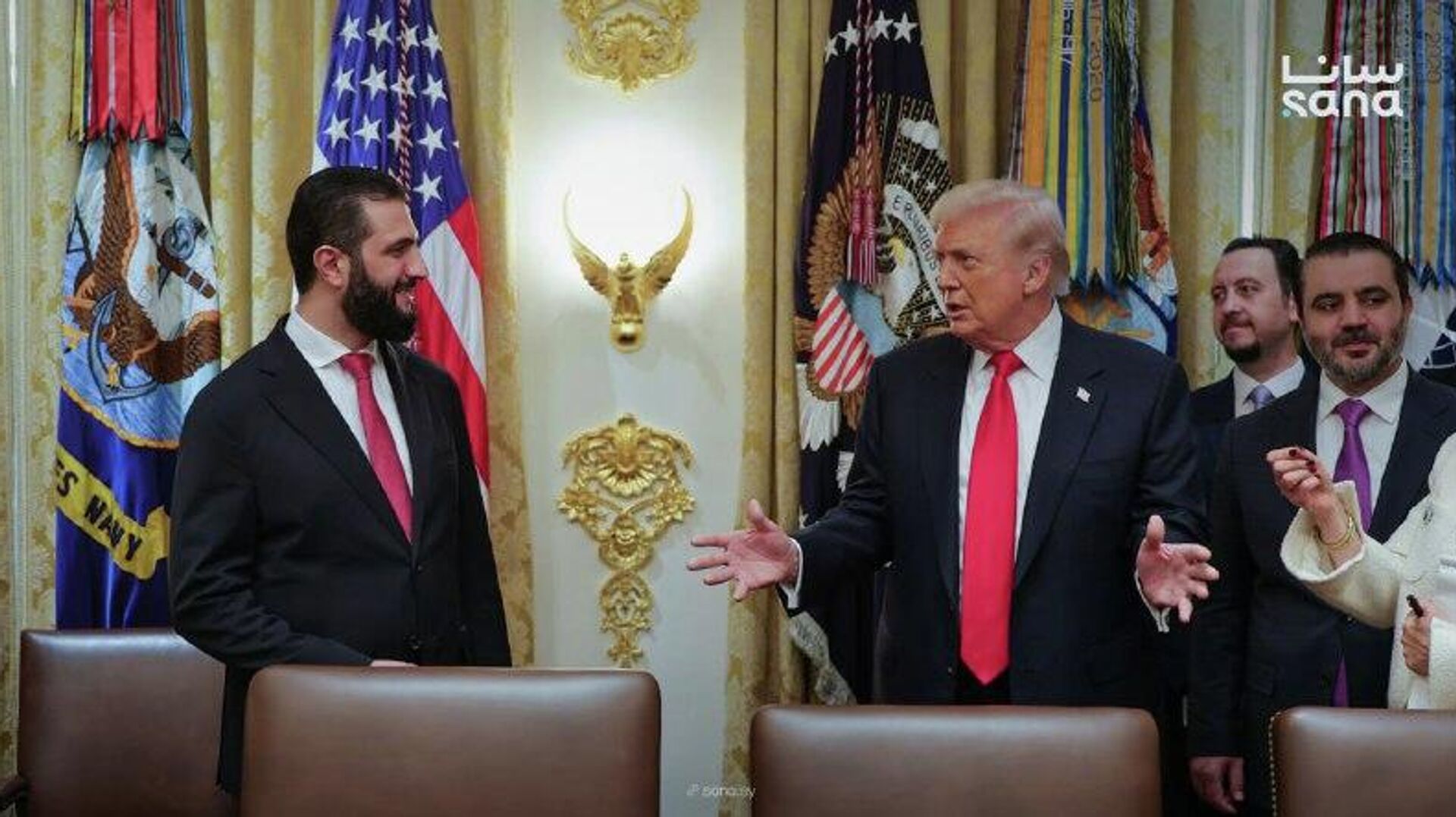 انتشار عکسهایی از دیدار دونالد ترامپ با احمد الشرع انتشار عکسهایی از دیدار دونالد ترامپ با احمد الشرع - اسپوتنیک افغانستان , 1920, 11.11.2025