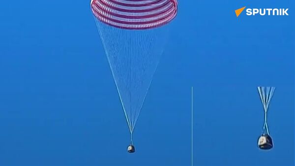 ‍ کیهان نوردان کیهان پیمای شنژو-20 چین با موفقیت به زمین بازگشتند - اسپوتنیک افغانستان  