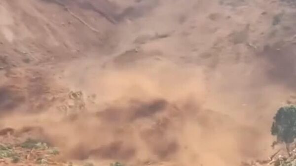 ریزش بزرگ زمین در ویتنام؛ سه نفر ناپدید شدند - اسپوتنیک افغانستان  