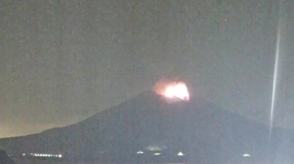 فوران جدید آتشفشان ساکوراجیما در جاپان - اسپوتنیک افغانستان  