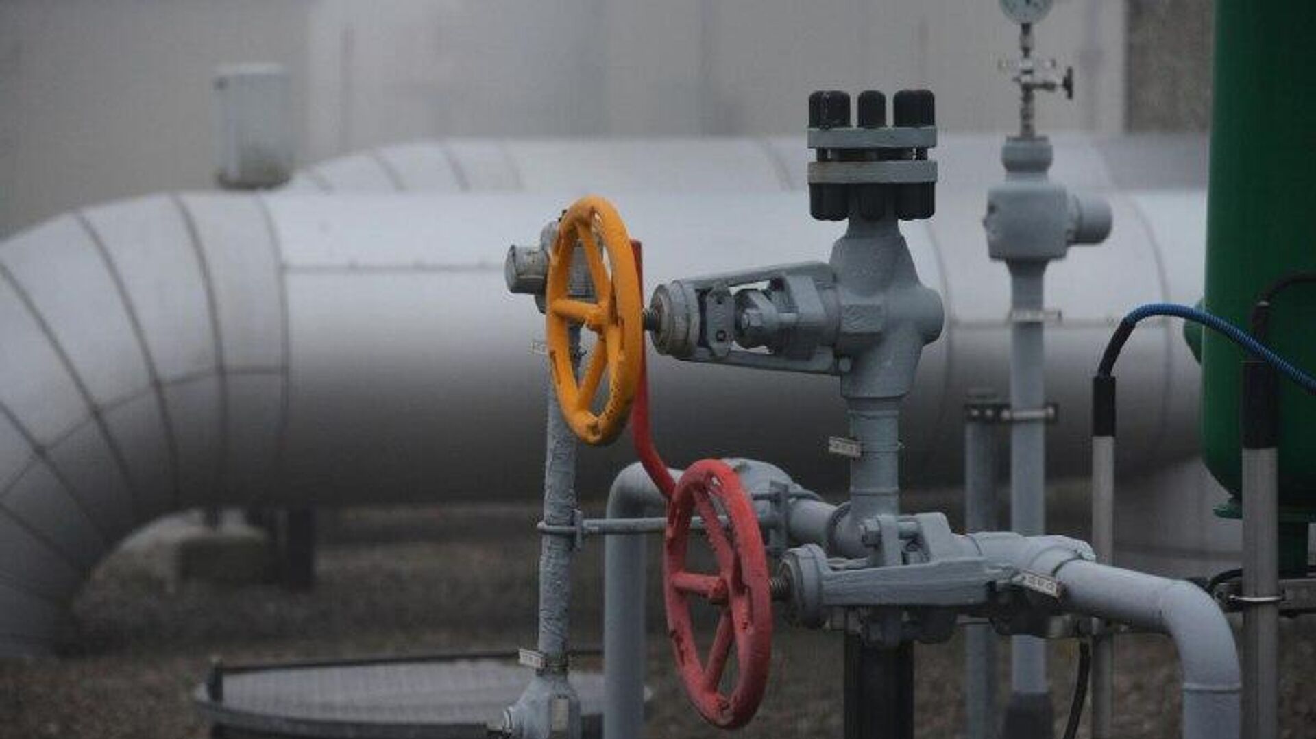 سیاستمدار آلمانی: آلمان باید روابط اقتصادی خود را با روسیه از سر بگیرد سیاستمدار آلمانی: آلمان باید روابط اقتصادی خود را با روسیه از سر بگیرد - اسپوتنیک افغانستان , 1920, 16.11.2025