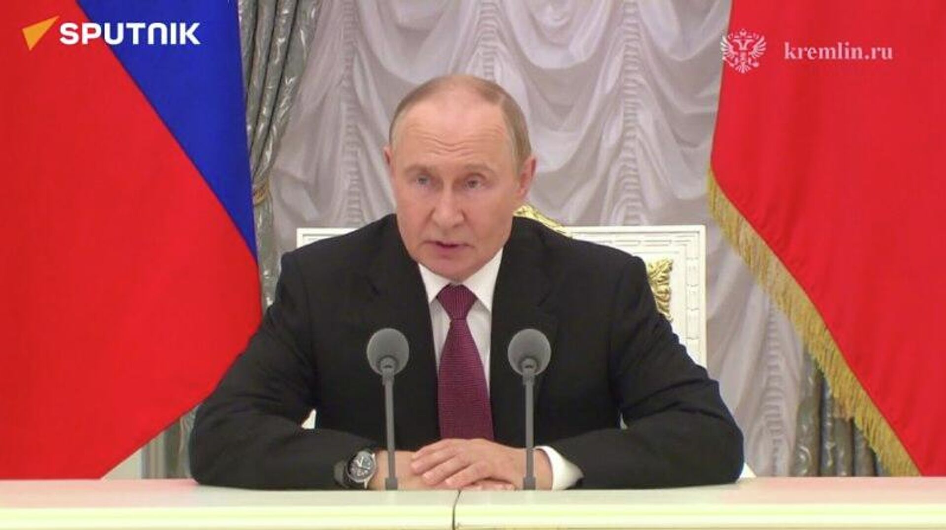 دیدار پوتین با وزیر امور خارجه هند در کاخ کرملین دیدار پوتین با وزیر امور خارجه هند در کاخ کرملین - اسپوتنیک افغانستان , 1920, 18.11.2025