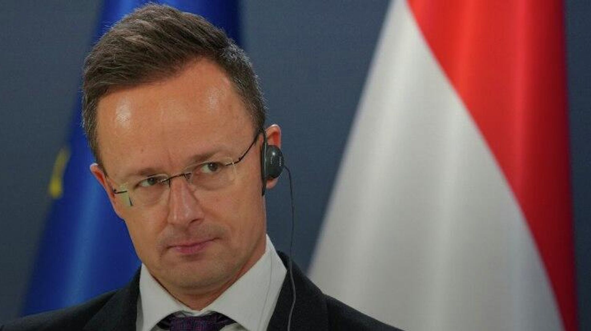 وزیر مجارستان: برداشتن تحریمها در برابر روسیه برای همه اهمیت دارد وزیر مجارستان: برداشتن تحریمها در برابر روسیه برای همه اهمیت دارد - اسپوتنیک افغانستان , 1920, 21.11.2025