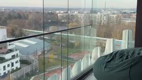 پارکینگ غیرمعمولی در دوسلدورف آلمان - اسپوتنیک افغانستان  