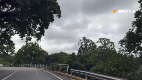 وضعیت آرام در کاراکاس پس از اعلام بسته شدن حریم هوایی ونزوئلا از سوی ترامپ - اسپوتنیک افغانستان  