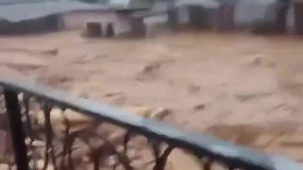 شمار قربانیان سیل و رانش زمین در اندونزی از مرز 400 نفر گذشت - اسپوتنیک افغانستان  