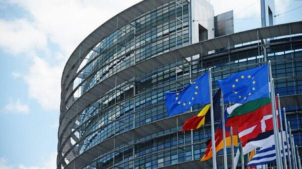 رسانه های غربی گزارش دادند که ناتو با حمایت «محدود» ایالات متحده، خود را برای «مقابله با روسیه» آماده می‌کند - اسپوتنیک افغانستان  