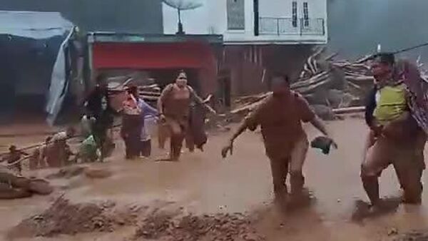 سیل و رانش زمین در اندونزیا تا هنوز جان 500 تن را گرفته است - اسپوتنیک افغانستان  