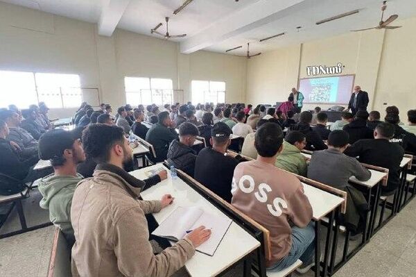 بازگشت دانشجویان به دانشگاه غزه پس از دو سال بازگشت دانشجویان به دانشگاه غزه پس از دو سال - اسپوتنیک افغانستان