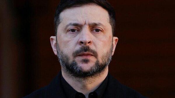 رسانه: اگر رسوایی فساد به زلنسکی پایان ندهد، توافق صلح با اوکراین این کار را خواهد کرد - اسپوتنیک افغانستان  