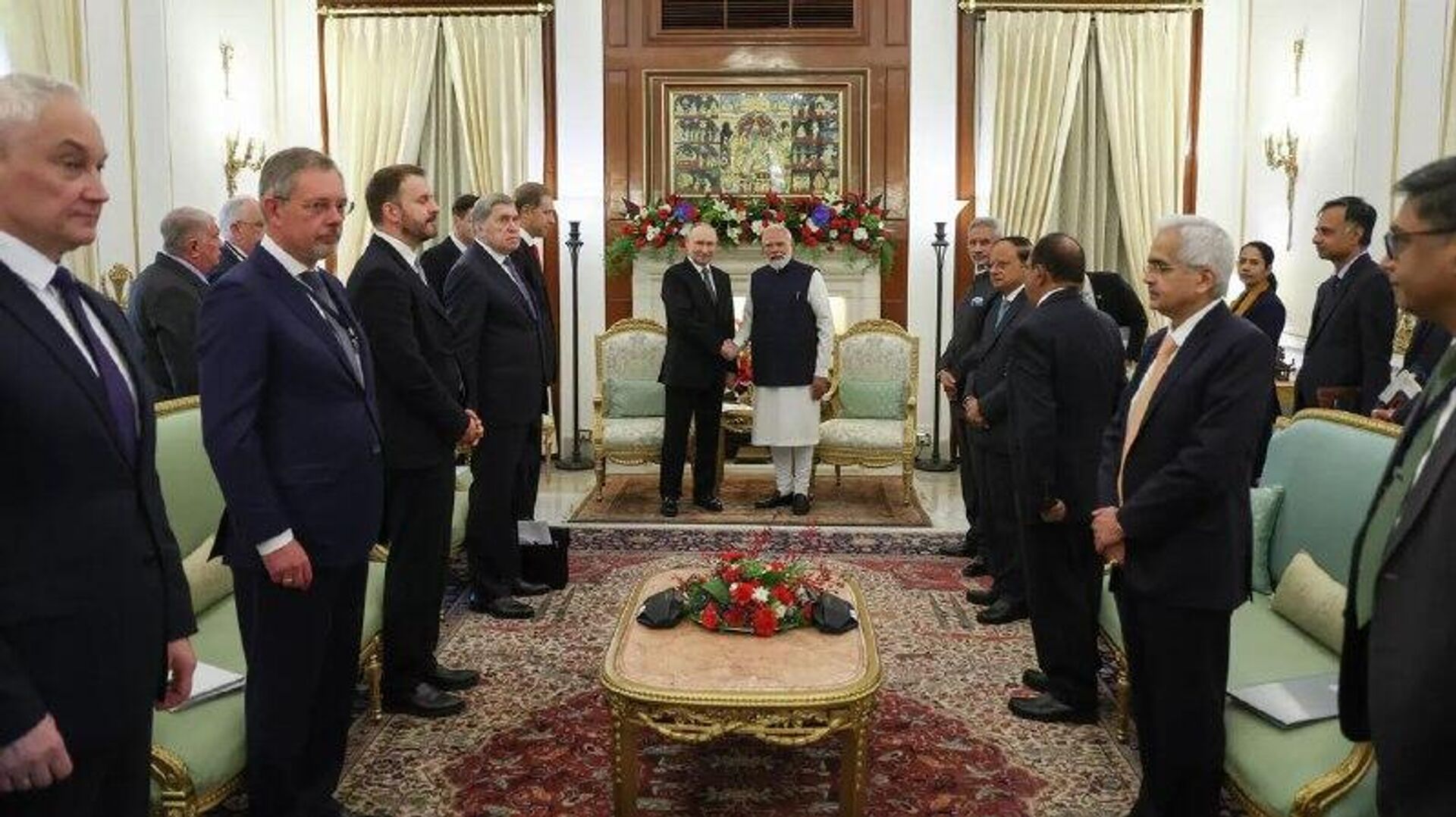 گزارش اعضای هیئت روسی در طول سفر دو روزه به هند از موفقیتهای شان در زمینههای مربوطه گزارش اعضای هیئت روسی در طول سفر دو روزه به هند از موفقیتهای شان در زمینههای مربوطه - اسپوتنیک افغانستان , 1920, 06.12.2025