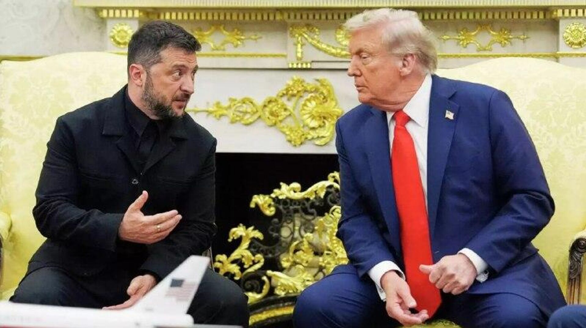 ترامپ از اینکه زلنسکی پیشنهاد امریکا را نخوانده ناامید شده است ترامپ از اینکه زلنسکی پیشنهاد امریکا را نخوانده ناامید شده است - اسپوتنیک افغانستان , 1920, 08.12.2025