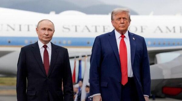 پوتین و ترامپ در فهرست 5 رهبر برتر اروپا از دیدگاه مجله پولیتیکو جای گرفتند - اسپوتنیک افغانستان  
