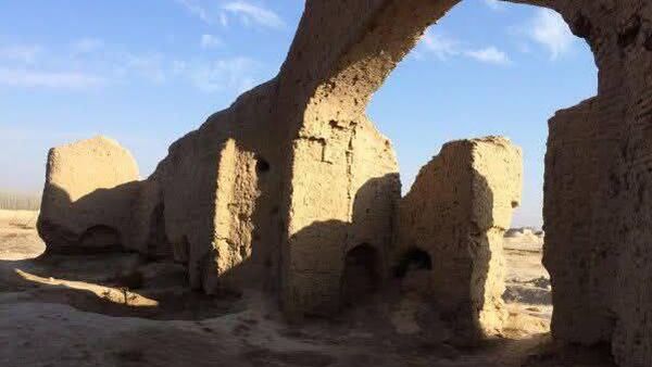 آغاز بازسازی خانقاه تاریخی پدر مولانا در بلخ افغانستان - اسپوتنیک افغانستان  