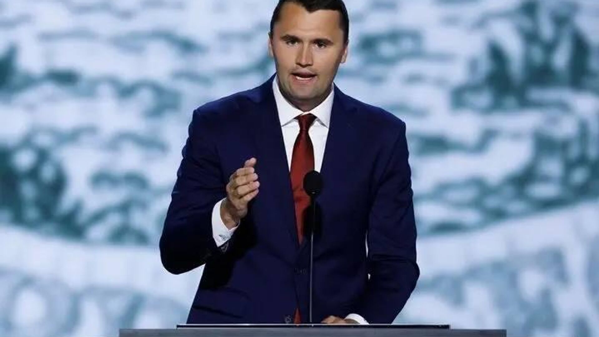 کندیس اوونز، روزنامهنگار آمریکایی، ادعا میکند که ارتش آمریکا ممکن است در قتل چارلی کرک دست داشته باشد کندیس اوونز، روزنامهنگار آمریکایی، ادعا میکند که ارتش آمریکا ممکن است در قتل چارلی کرک دست داشته باشد - اسپوتنیک افغانستان , 1920, 10.12.2025