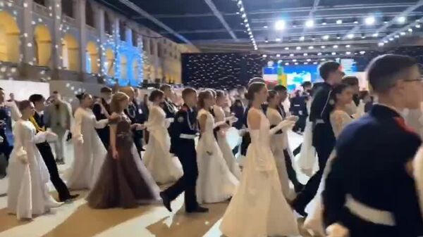 برگزاری دهمین سالگرد جشن خیریه بین‌المللی دانشجویان دانشگاه کرملین - اسپوتنیک افغانستان  