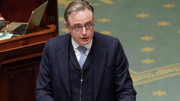 نخست وزیر بلژیک استفاده از دارایی‌های روسیه برای اوکراین را دزدی خواند - اسپوتنیک افغانستان  