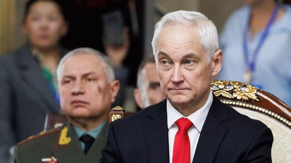 وزیر دفاع روسیه آزادسازی سورسک در دونتسک را به نیروهای روسیه تبریک گفت - اسپوتنیک افغانستان  