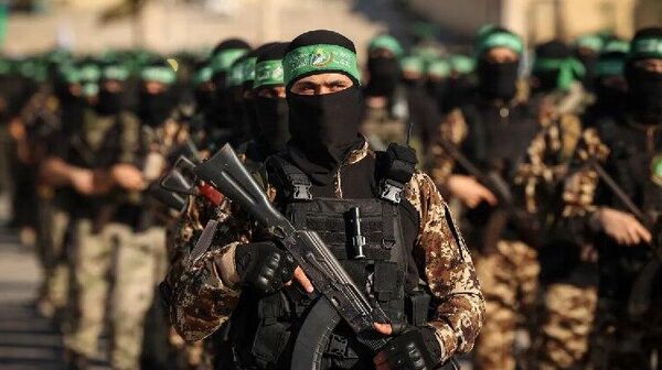 حماس: یورش هوایی به خودرو در غزه نقض آشکار توافق آتش‌بس است - اسپوتنیک افغانستان  