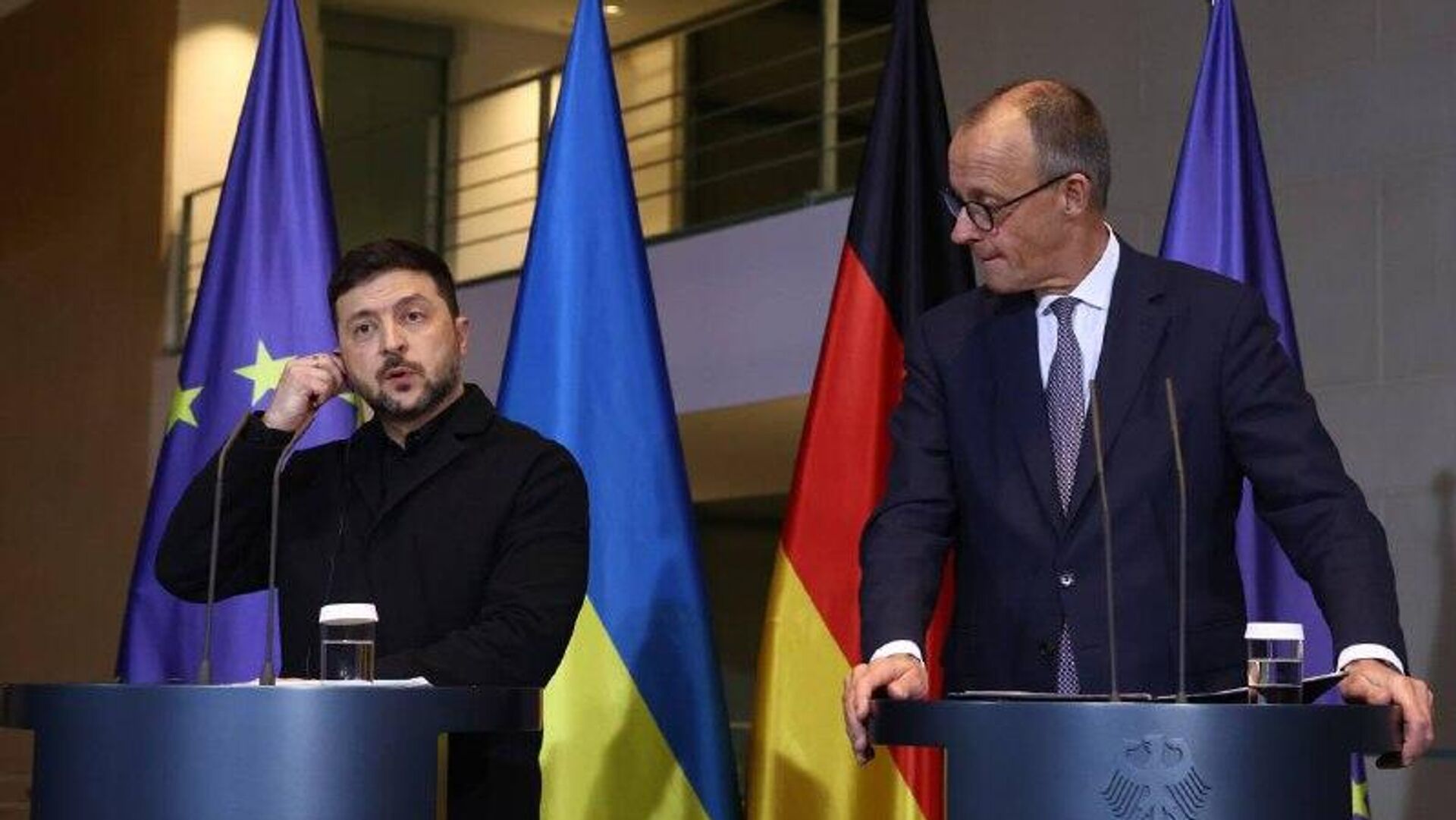 رسانه: پیشنهاد تضمینهای امنیتی آمریکا به کییف شبیه التیماتوم است رسانه: پیشنهاد تضمینهای امنیتی آمریکا به کییف شبیه التیماتوم است - اسپوتنیک افغانستان , 1920, 16.12.2025