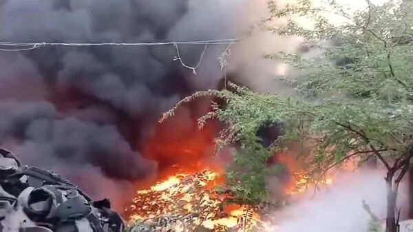 آتش‌سوزی گسترده در گورگائون هند - اسپوتنیک افغانستان  