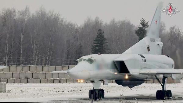 پرواز برنامه‌ریزی‌شده بمب‌افکن‌های روسیه بر فراز دریای سیاه - اسپوتنیک افغانستان  