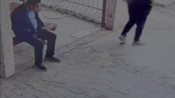 تیراندازی شاگرد 12 ساله به مدیر مکتب در ترکیه - اسپوتنیک افغانستان  