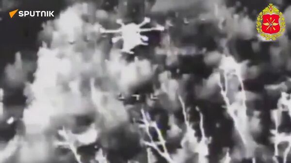 پهپادهای روسیه تجهیزات اوکراینی را در چندین محور هدف قرار دادند - اسپوتنیک افغانستان  