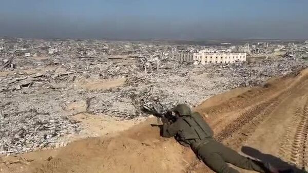 نمای ویرانه‌های شهر 200 ‌هزار نفری جبالیا در شمال نوار غزه، که در نتیجه یورش های اسرائیل ویران شده است - اسپوتنیک افغانستان  