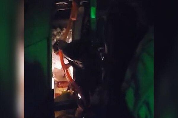 ساکنان گیرمانده در سیلاب‌های ولایت فراه نجات داده شدند - اسپوتنیک افغانستان  