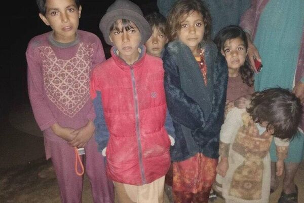 ساکنان گیرمانده در سیلاب‌های ولایت فراه نجات داده شدند - اسپوتنیک افغانستان  