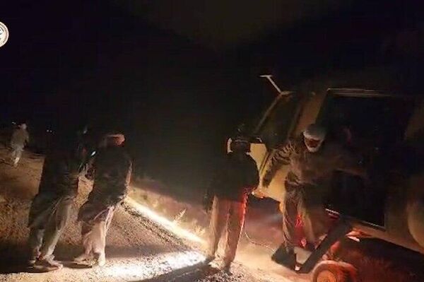 ساکنان گیرمانده در سیلاب‌های ولایت فراه نجات داده شدند - اسپوتنیک افغانستان  