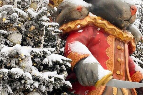 نگاره های از خودنمایی افسانه برفی در کنار تئاتر بولشوی مسکو - اسپوتنیک افغانستان  