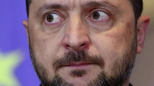 دگروال بازنشسته ارتش آمریکا: زلنسکی می‌خواهد درگیری را طولانی‌ کند - اسپوتنیک افغانستان  