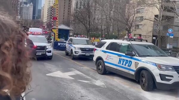 تصاوی از حرکت موتر مادورو و همسرش از محوطه دادگاه در منهتن - اسپوتنیک افغانستان  