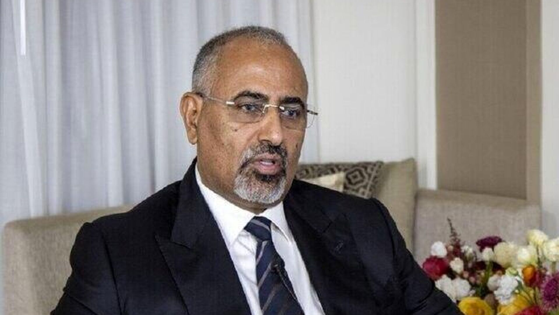 رهبر شورای انتقالی جنوب یمن که به خیانت متهم شده است، فرار کرد رهبر شورای انتقالی جنوب یمن که به خیانت متهم شده است، فرار کرد - اسپوتنیک افغانستان , 1920, 07.01.2026