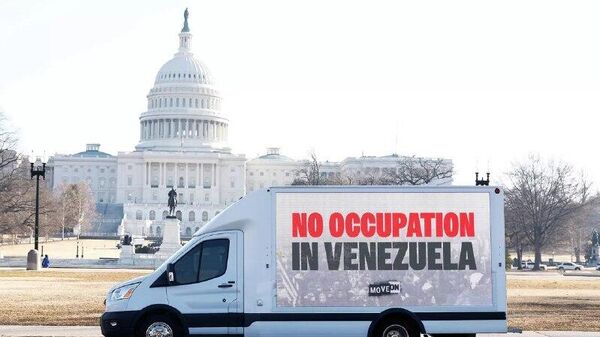 سناتوران آمریکایی مشارکت ارتش این‌کشور در عملیات نظامی علیه ونزوئلا را ممنوع کرد - اسپوتنیک افغانستان  