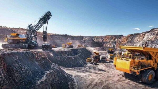 ⭕استخراج غیرقانونی معادن جرم است - اسپوتنیک افغانستان  