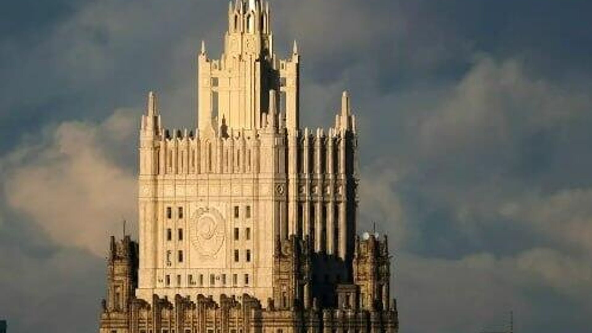 روسیه ادعای منابع اوکراینی را مبنی بر دخالت روسیه در آسیب رساندن به سفارت قطر در کییف تکذیب کرد روسیه ادعای منابع اوکراینی را مبنی بر دخالت روسیه در آسیب رساندن به سفارت قطر در کییف تکذیب کرد - اسپوتنیک افغانستان , 1920, 10.01.2026