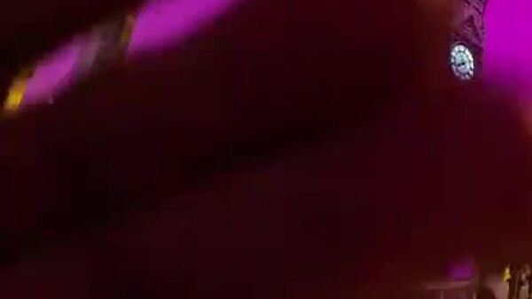 یک عصر زمستانی زیبا و آسمان گلابی‌رنگ در بیرمنگام انگلیس - اسپوتنیک افغانستان  