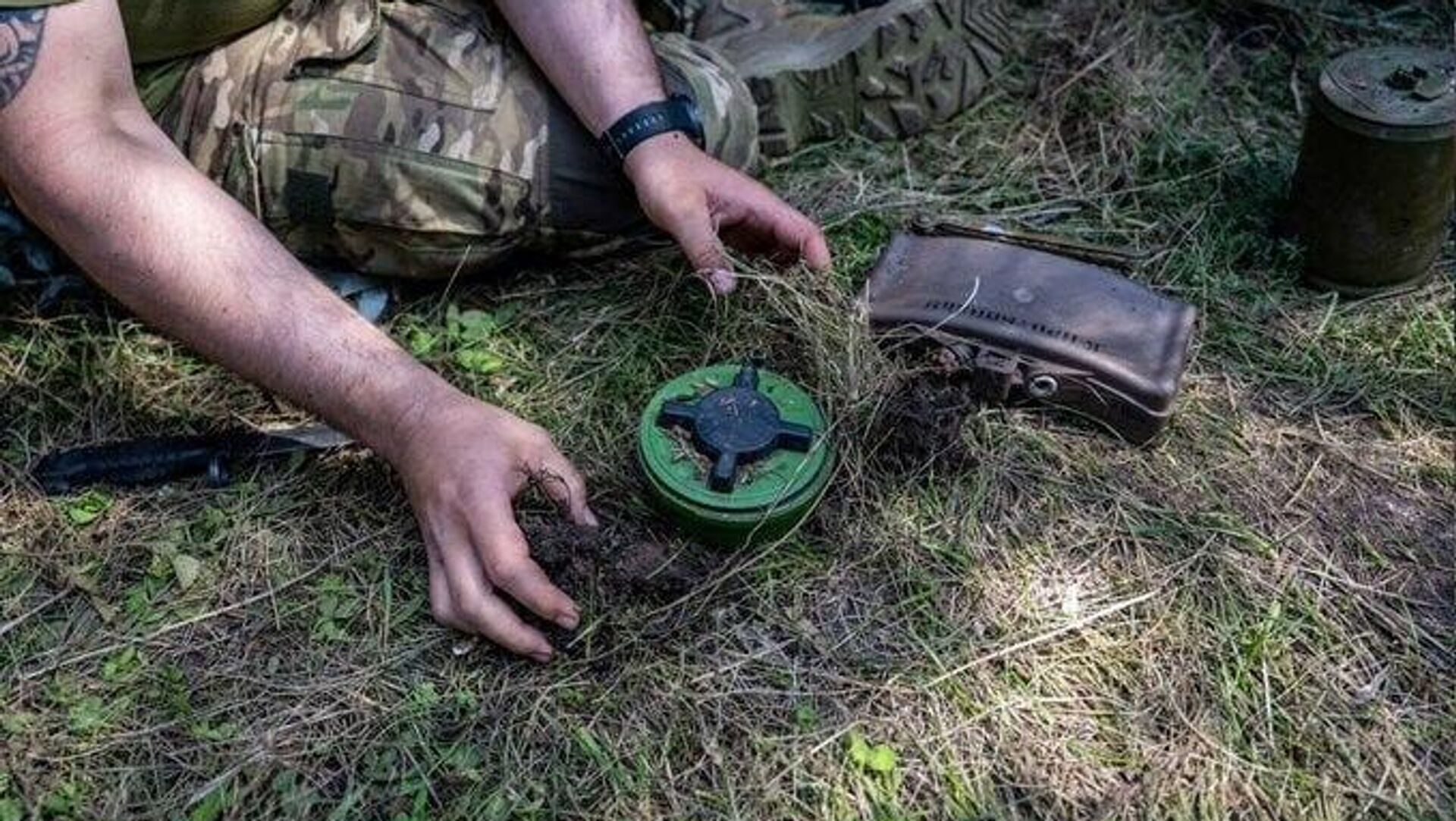 فنلاند از پیمان منع مینهای ضد نفر اتاوا خارج شد فنلاند از پیمان منع مینهای ضد نفر اتاوا خارج شد - اسپوتنیک افغانستان , 1920, 10.01.2026