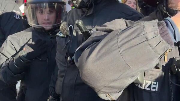 تظاهرات هزاران نفره در برلین - اسپوتنیک افغانستان  