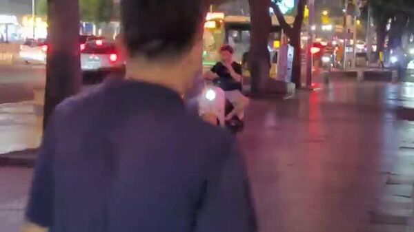 چهره خیابان‌های شنژن چین: اقیانوس اسکوترهای برقی - اسپوتنیک افغانستان  