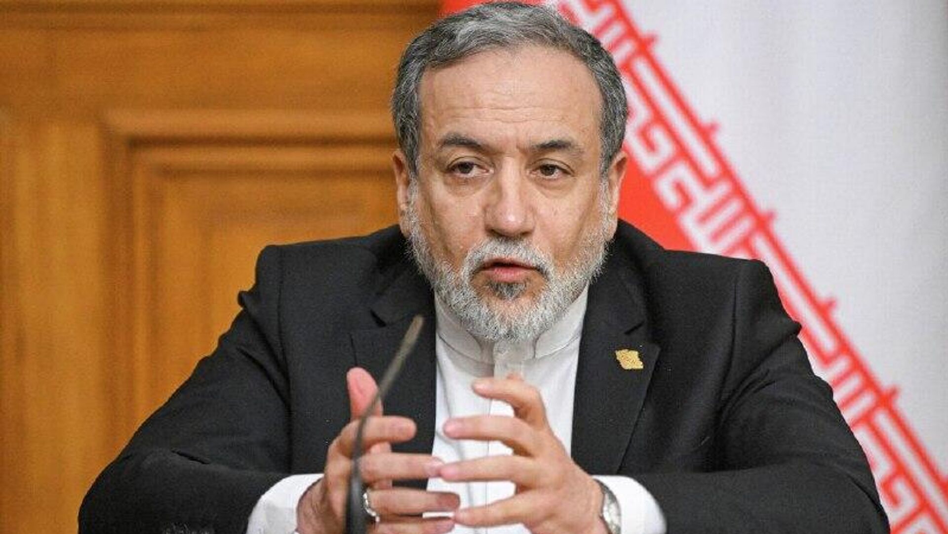 عراقچی خطاب به ترامپ گفت اشتباهی که در ماه جون مرتکب شدی را تکرار نکن عراقچی خطاب به ترامپ گفت اشتباهی که در ماه جون مرتکب شدی را تکرار نکن - اسپوتنیک افغانستان , 1920, 15.01.2026