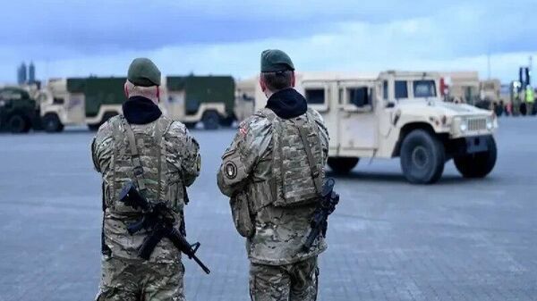 اطلاعات دانمارک از مقامات خواست که به دلیل شنود مخفیانه استفاده از هدفون‌های بلوتوث را متوقف کنند - اسپوتنیک افغانستان  