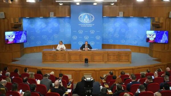 لاوروف: امریکا تنها کشور غربی است که به ریشه‌های بحران اوکراین می‌پردازد - اسپوتنیک افغانستان  